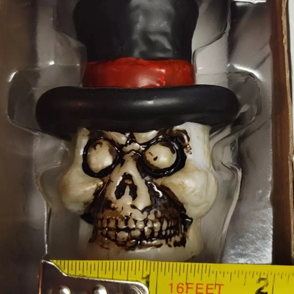 Spooky Moods 8ct Skull Top Hat Light Up String Lights Halloween Decor Battery